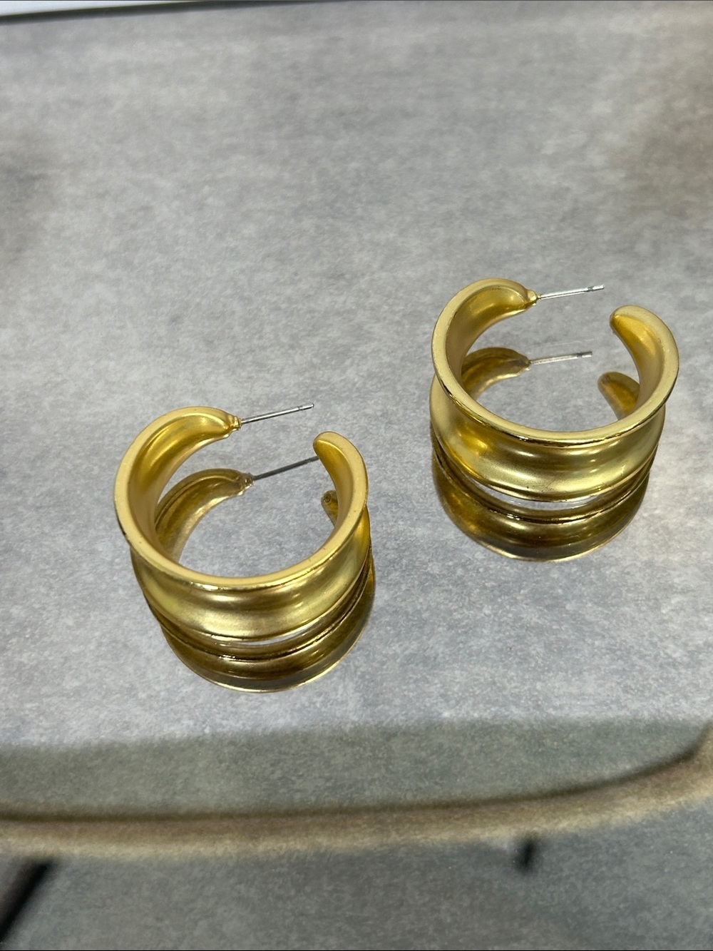 Matte Gold Chunky Hoop Earrings - Women Jewelry - Picture 3 of 5